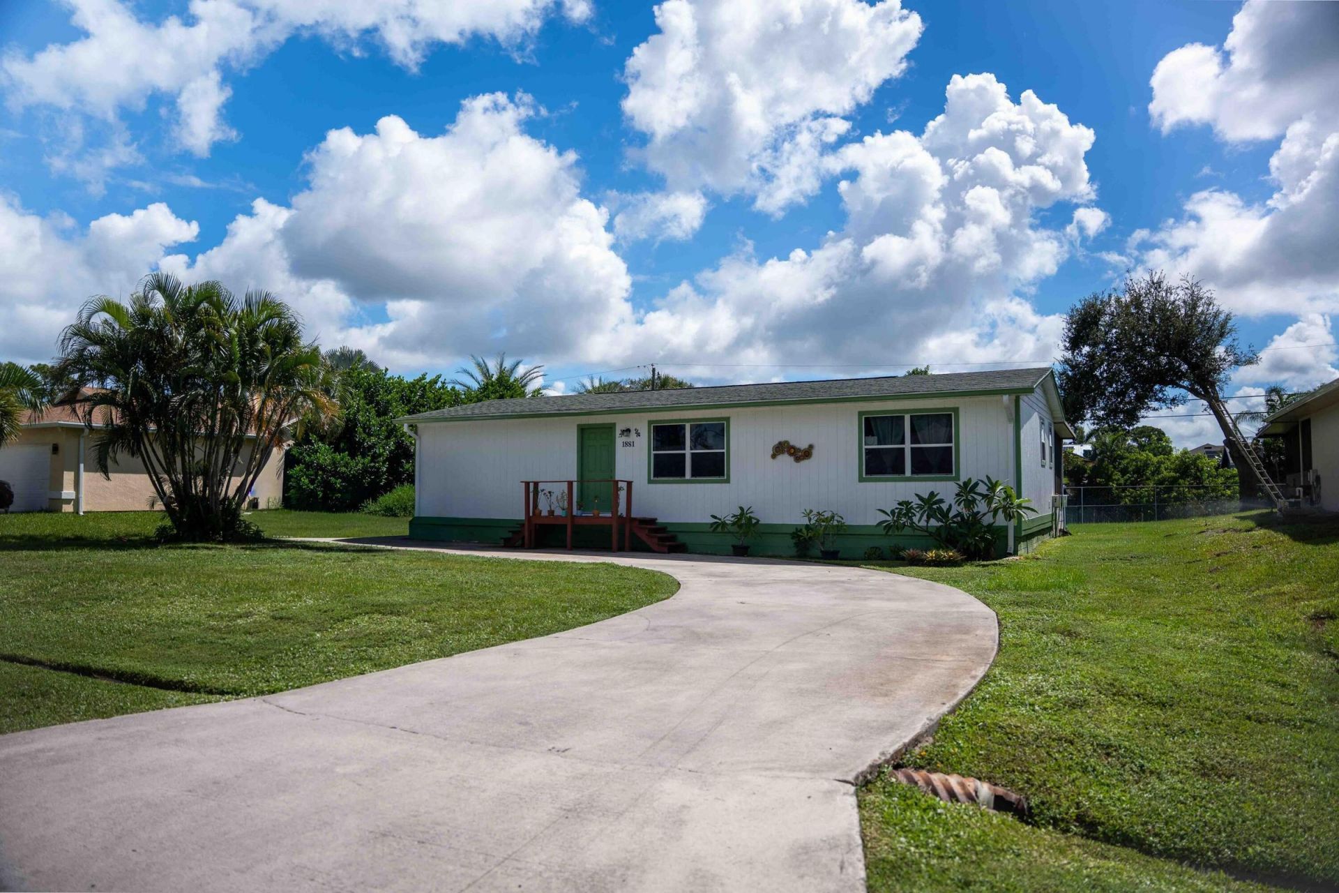 1881 SE Manth Lane, Port Saint Lucie, FL 34983 Photo