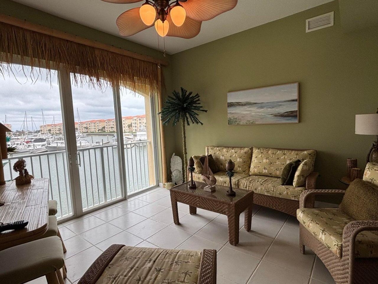 12 W Harbour Isle Dr Drive W, Unit 204, Fort Pierce, FL 34949 Photo
