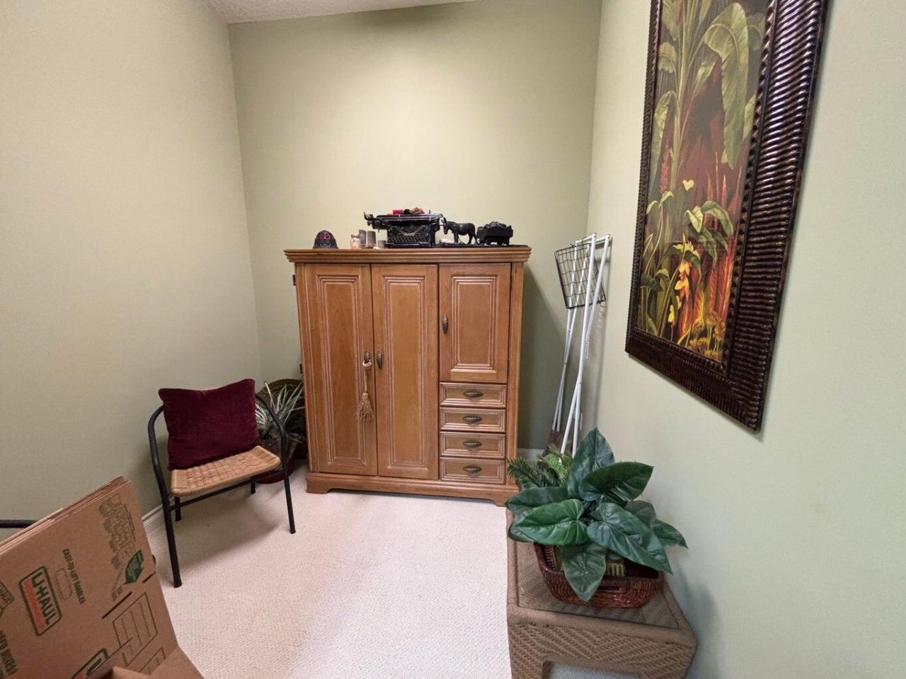 12 W Harbour Isle Dr Drive W, Unit 204, Fort Pierce, FL 34949 Photo