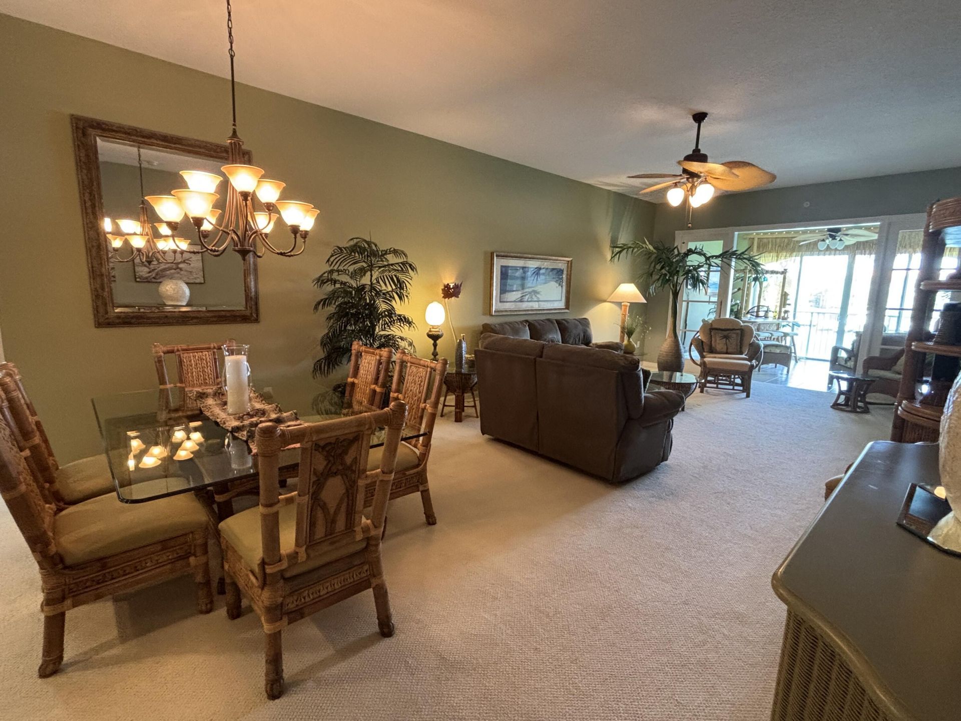 12 W Harbour Isle Dr Drive W, Unit 204, Fort Pierce, FL 34949 Photo