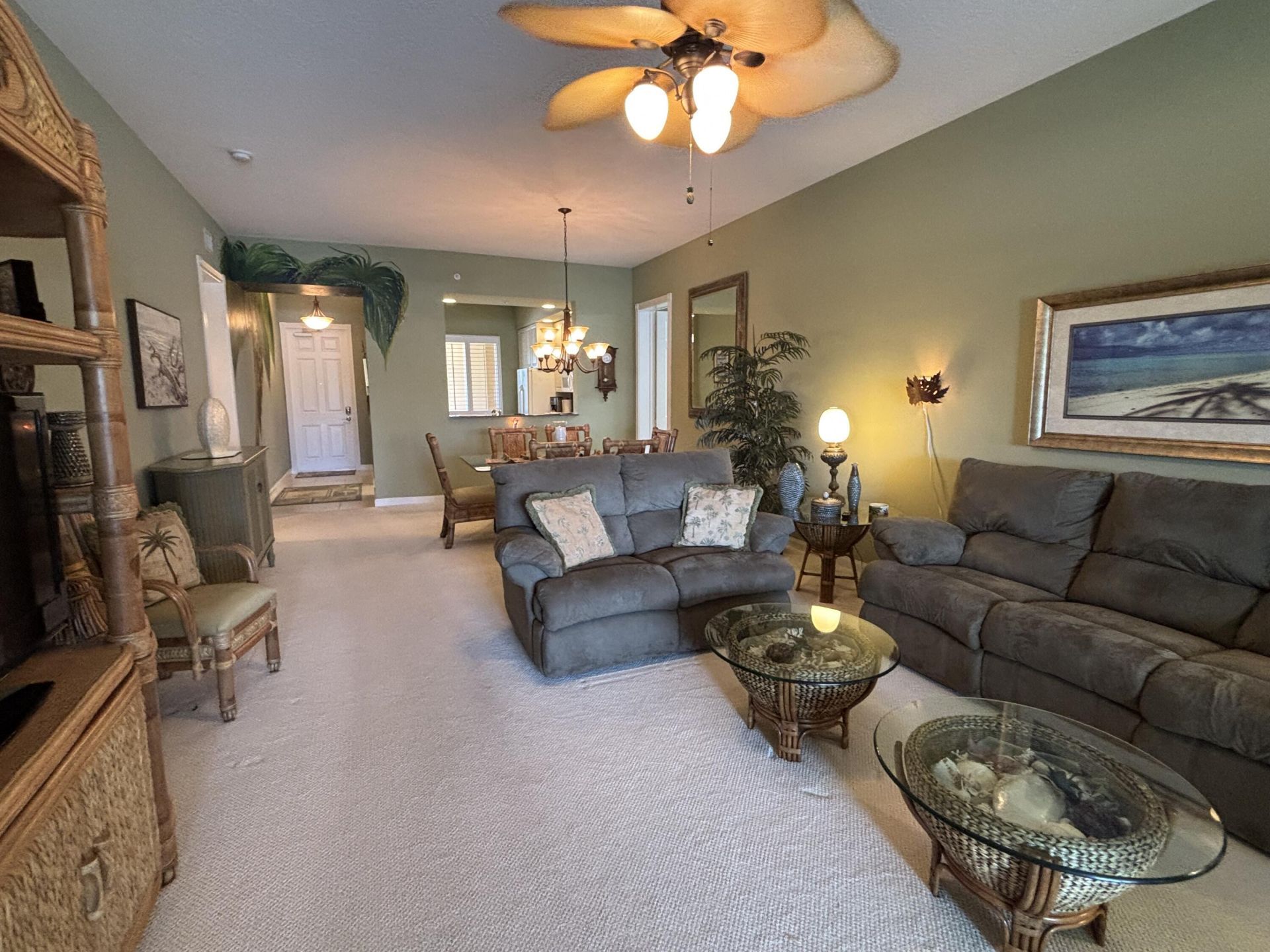 12 W Harbour Isle Dr Drive W, Unit 204, Fort Pierce, FL 34949 Photo