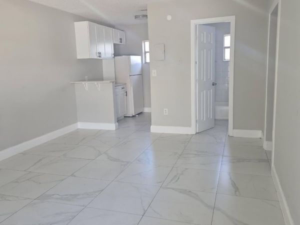 616 NW 5th Avenue, Unit 2, Pompano Beach, FL 33060