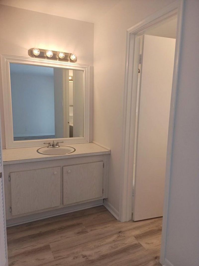 640 SE 2nd Avenue, Unit 202, Boynton Beach, FL 33435 Photo
