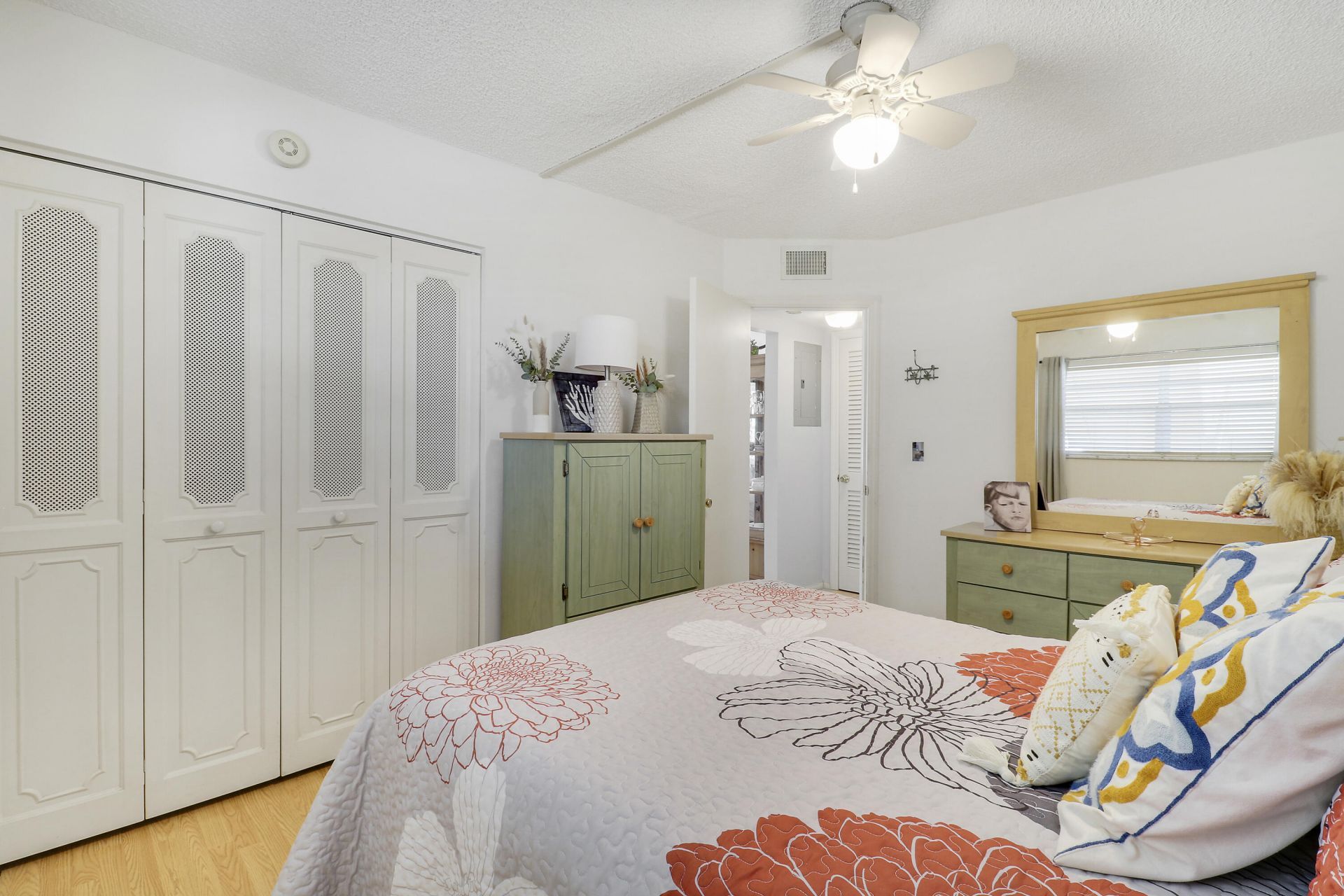 308 Golfview Road, Unit 201, North Palm Beach, FL 33408 Photo