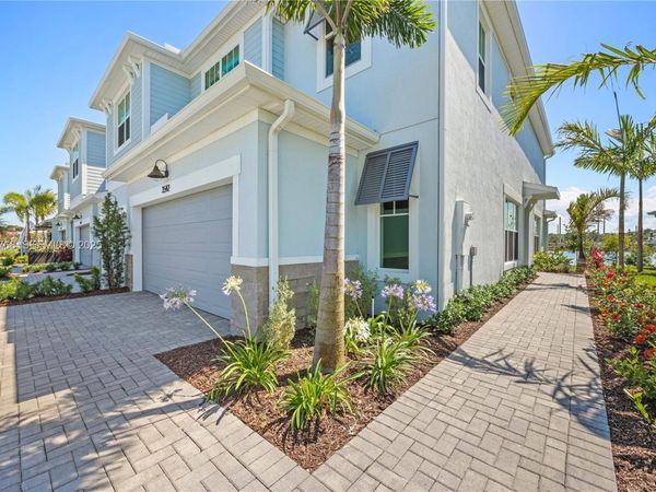3542 NW Solange Court, Jensen Beach, FL 34957