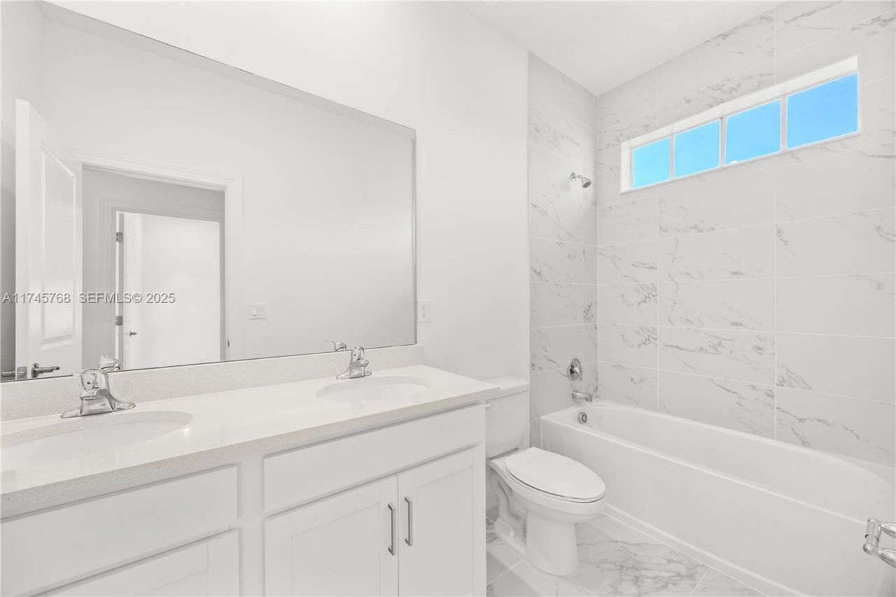 3542 NW Solange Court, Jensen Beach, FL 34957 Photo