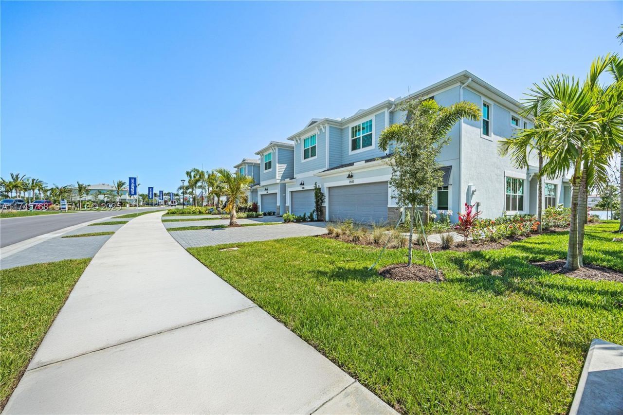 3542 NW Solange Court, Jensen Beach, FL 34957 Photo