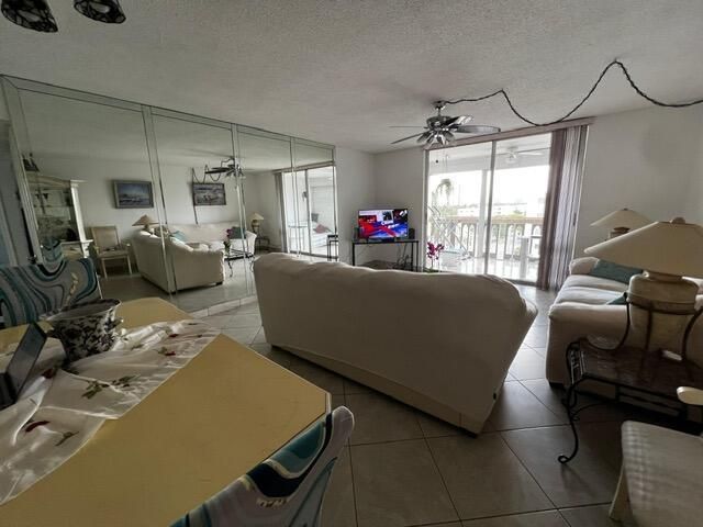 1001 NE 14th Avenue, Unit 701, Hallandale Beach, FL 33009 Photo