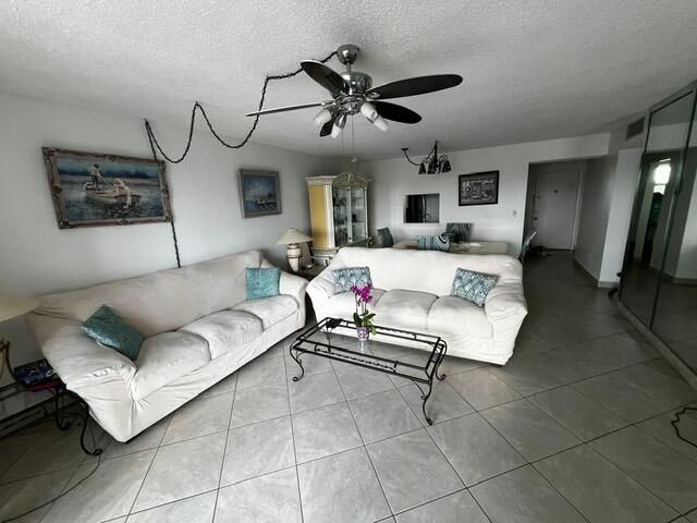 1001 NE 14th Avenue, Unit 701, Hallandale Beach, FL 33009 Photo