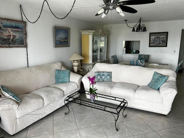 1001 NE 14th Avenue, Unit 701, Hallandale Beach, FL 33009 Photo