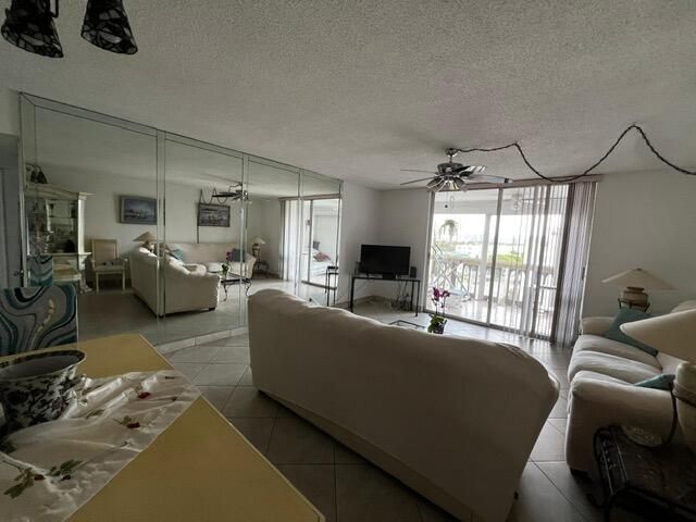 1001 NE 14th Avenue, Unit 701, Hallandale Beach, FL 33009 Photo
