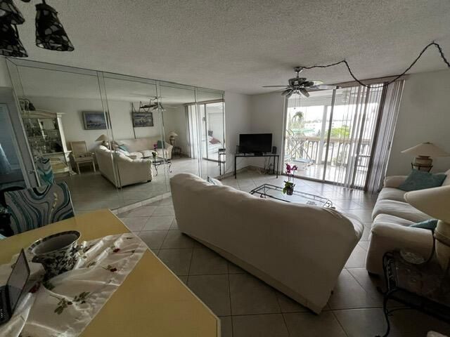 1001 NE 14th Avenue, Unit 701, Hallandale Beach, FL 33009 Photo