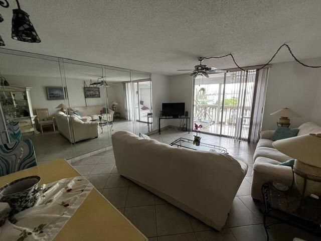 1001 NE 14th Avenue, Unit 701, Hallandale Beach, FL 33009 Photo