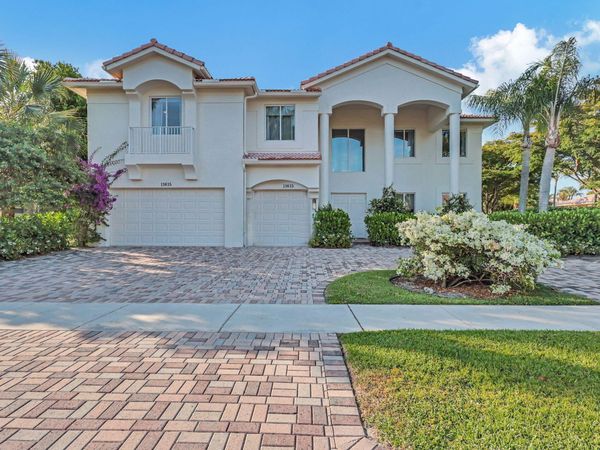 11615 Paradise Cove Lane, Wellington, FL 33449