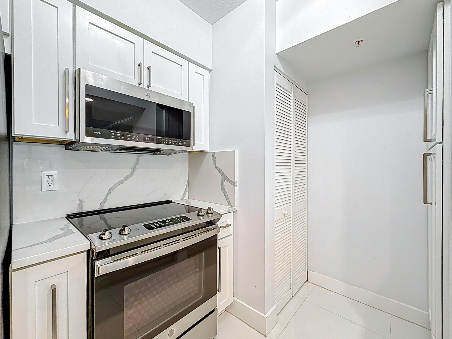347 N New River Dr Drive E, Unit 706, Fort Lauderdale, FL 33301 Photo