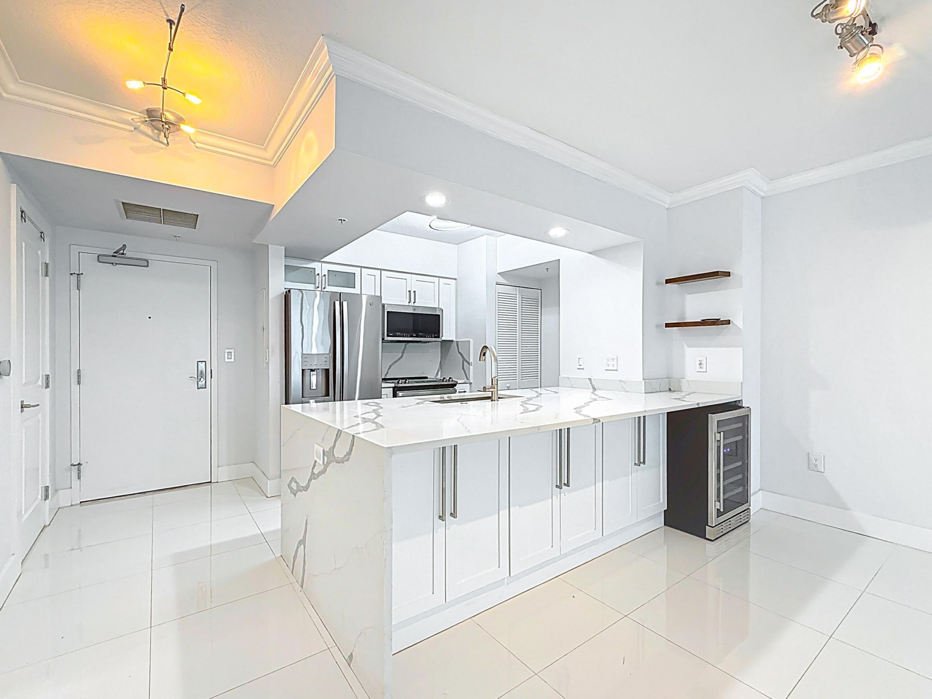 347 N New River Dr Drive E, Unit 706, Fort Lauderdale, FL 33301 Photo