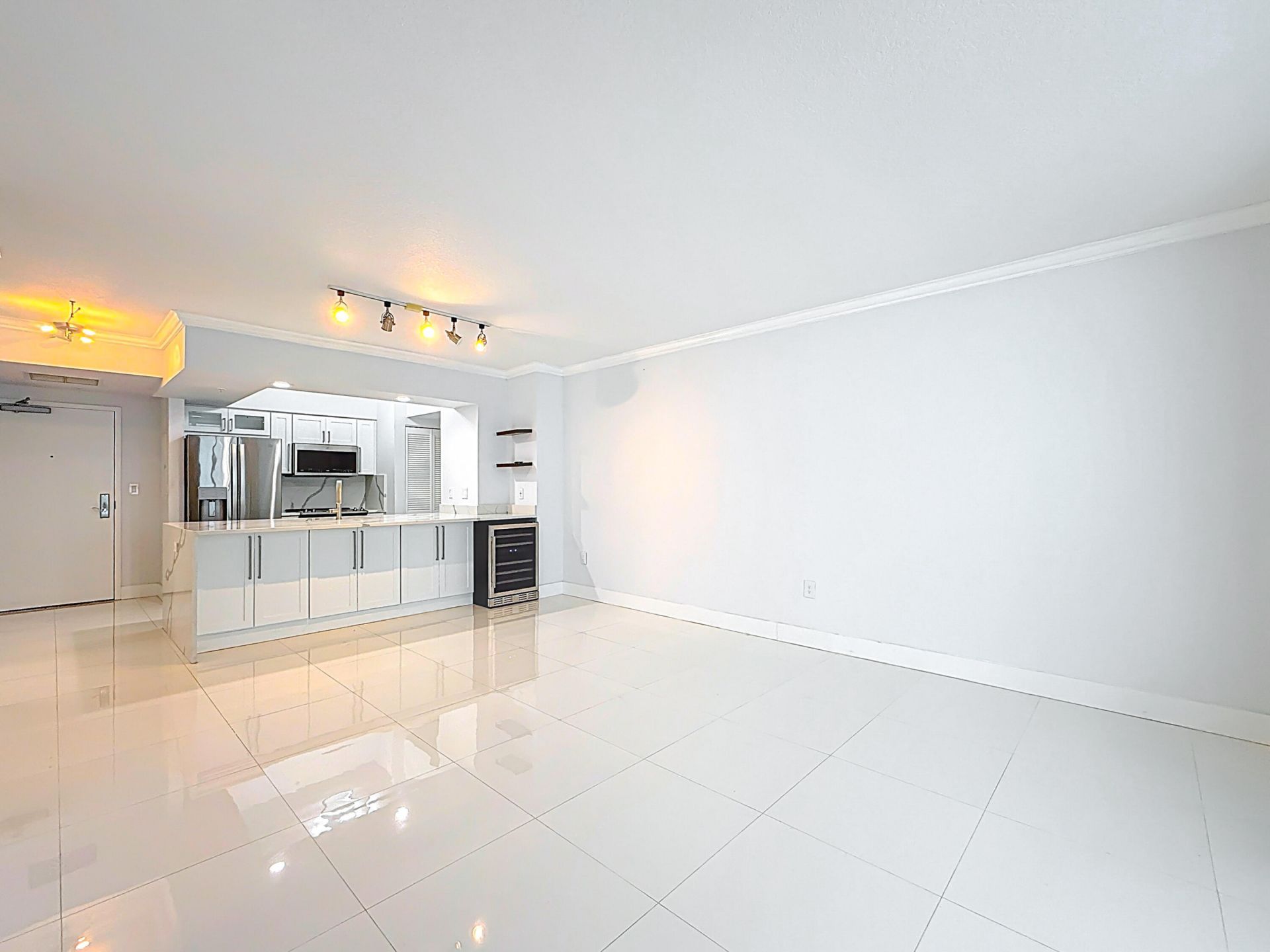347 N New River Dr Drive E, Unit 706, Fort Lauderdale, FL 33301 Photo