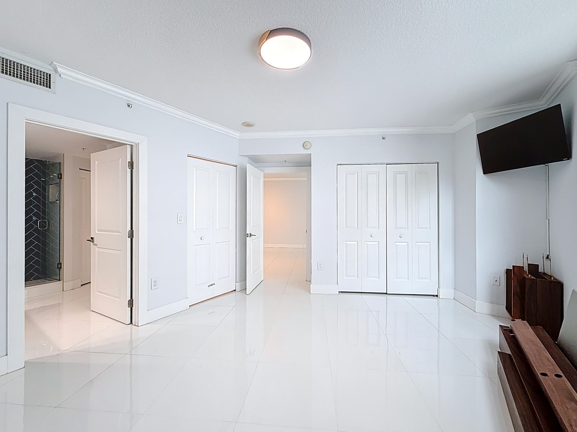 347 N New River Dr Drive E, Unit 706, Fort Lauderdale, FL 33301 Photo
