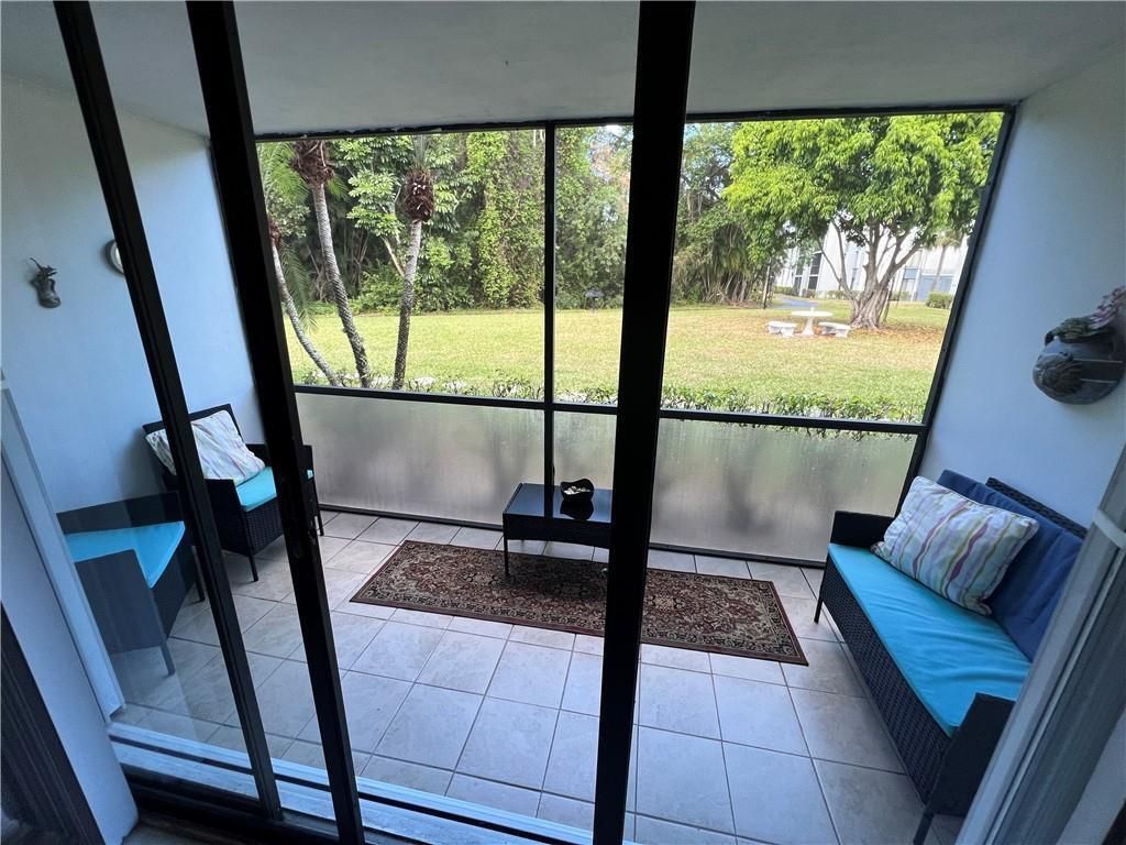 1009 Green Pine Boulevard, Unit G1, West Palm Beach, FL 33409 Photo