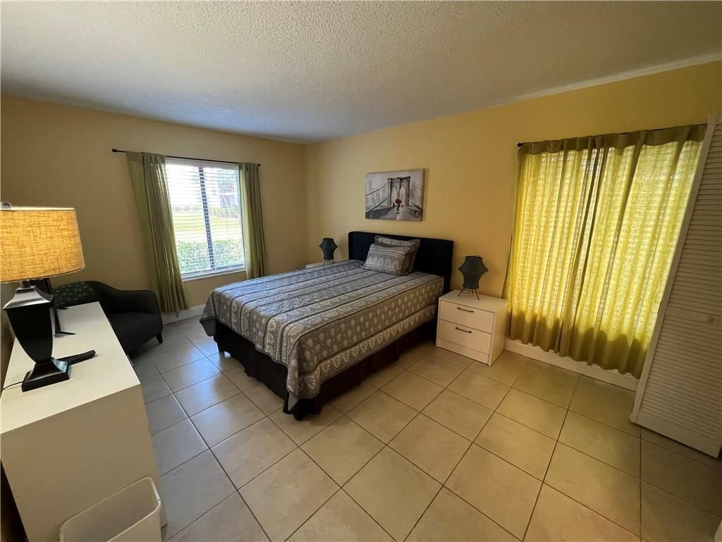 1009 Green Pine Boulevard, Unit G1, West Palm Beach, FL 33409 Photo