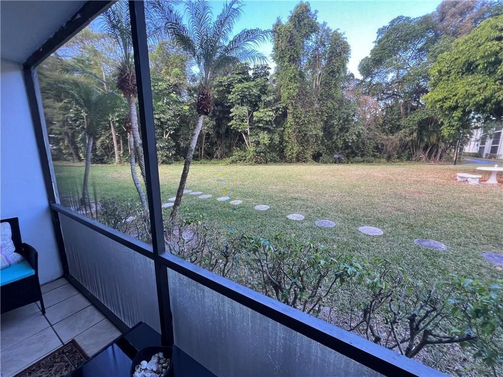 1009 Green Pine Boulevard, Unit G1, West Palm Beach, FL 33409 Photo
