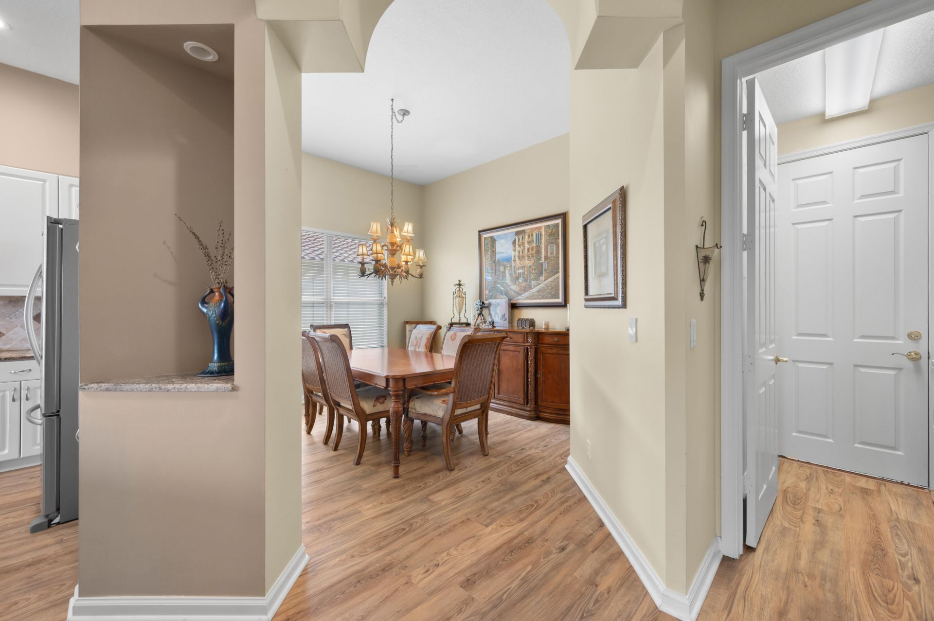 524 NW Blue Lake Drive, Port Saint Lucie, FL 34986 Photo