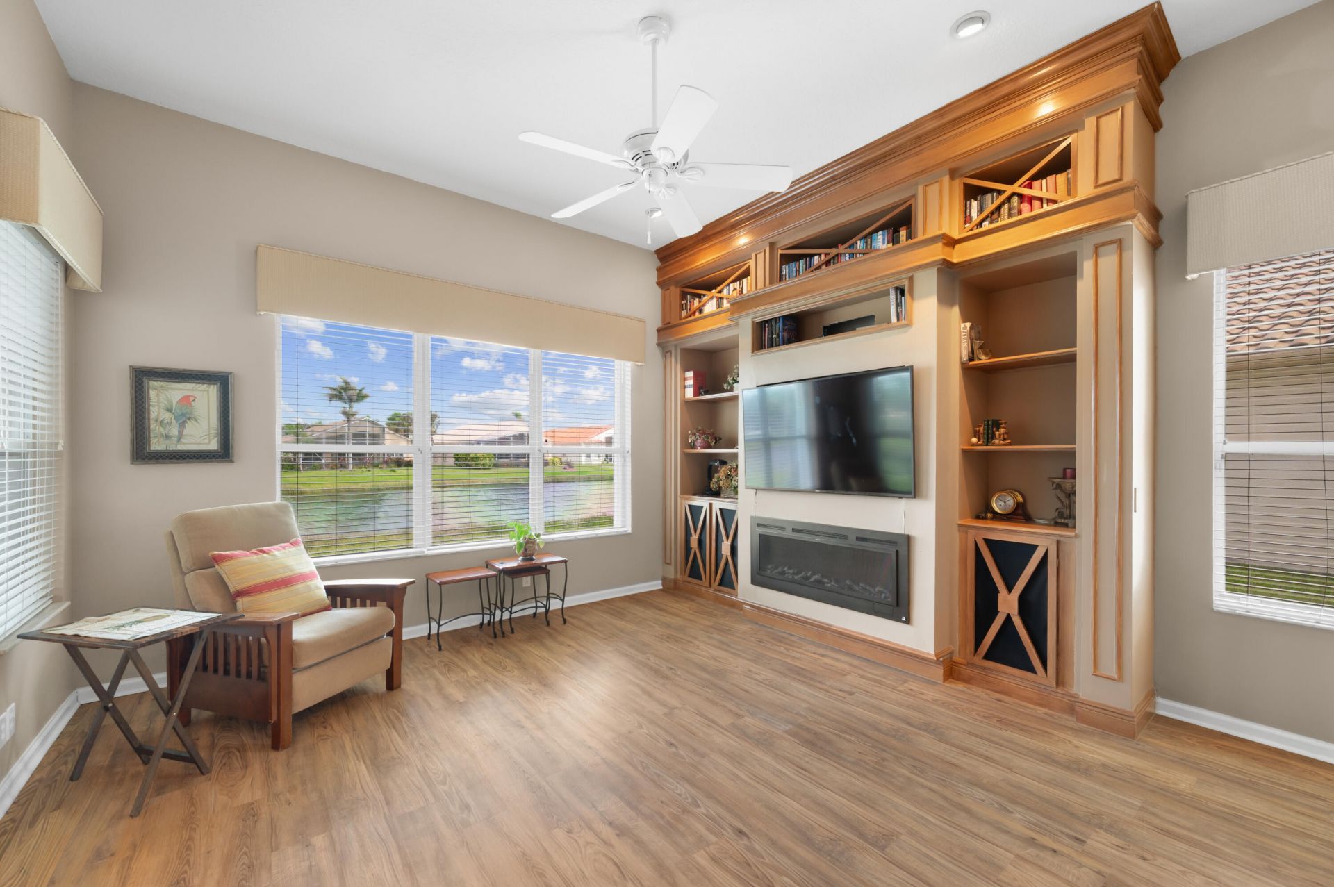 524 NW Blue Lake Drive, Port Saint Lucie, FL 34986 Photo