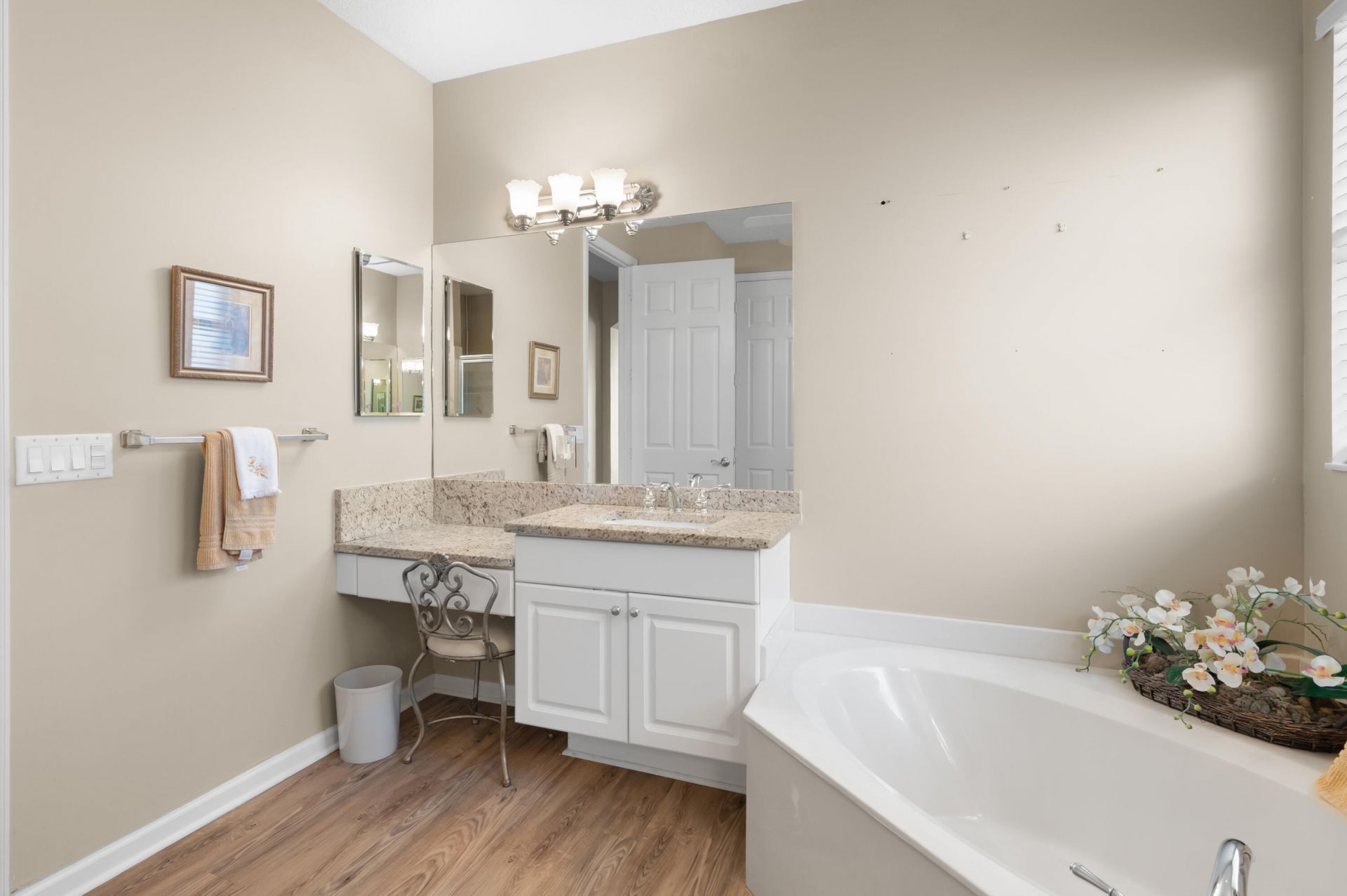 524 NW Blue Lake Drive, Port Saint Lucie, FL 34986 Photo