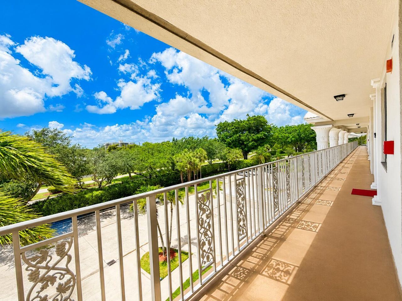 6193 Balboa Circle, Unit 405, Boca Raton, FL 33433 Photo