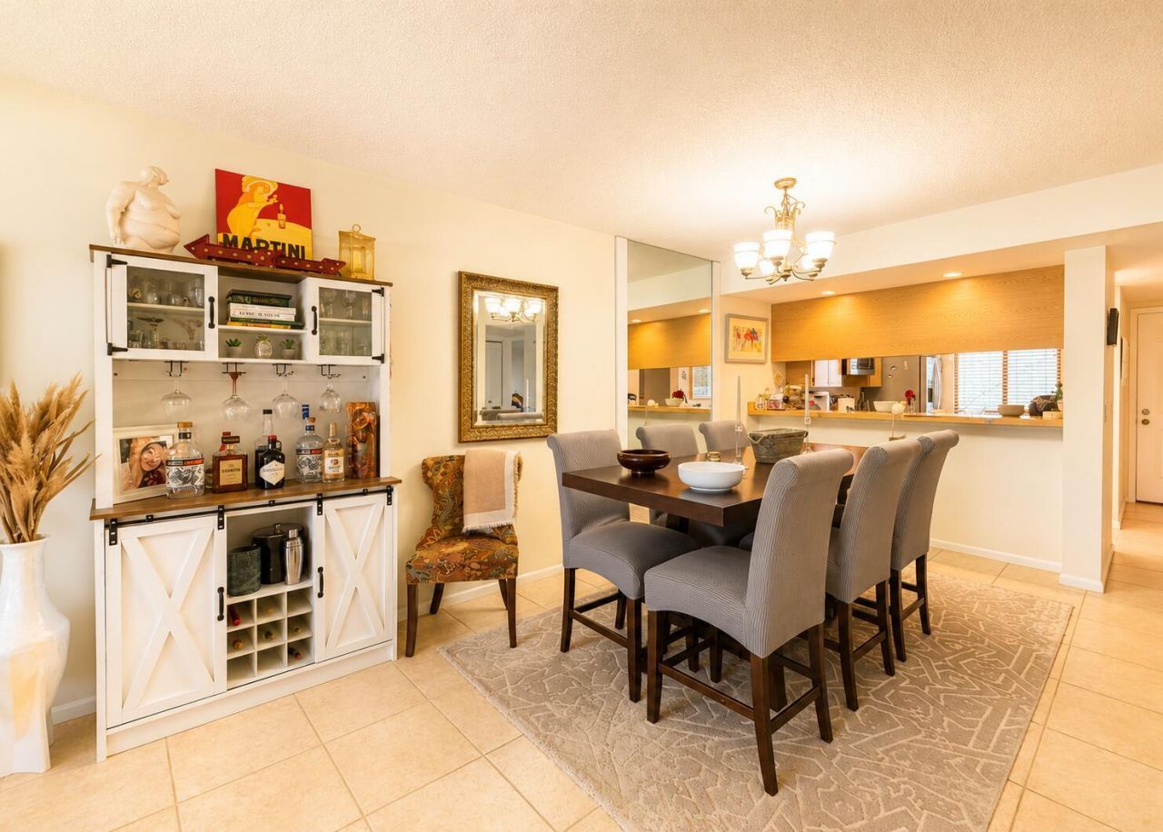 6193 Balboa Circle, Unit 405, Boca Raton, FL 33433 Photo