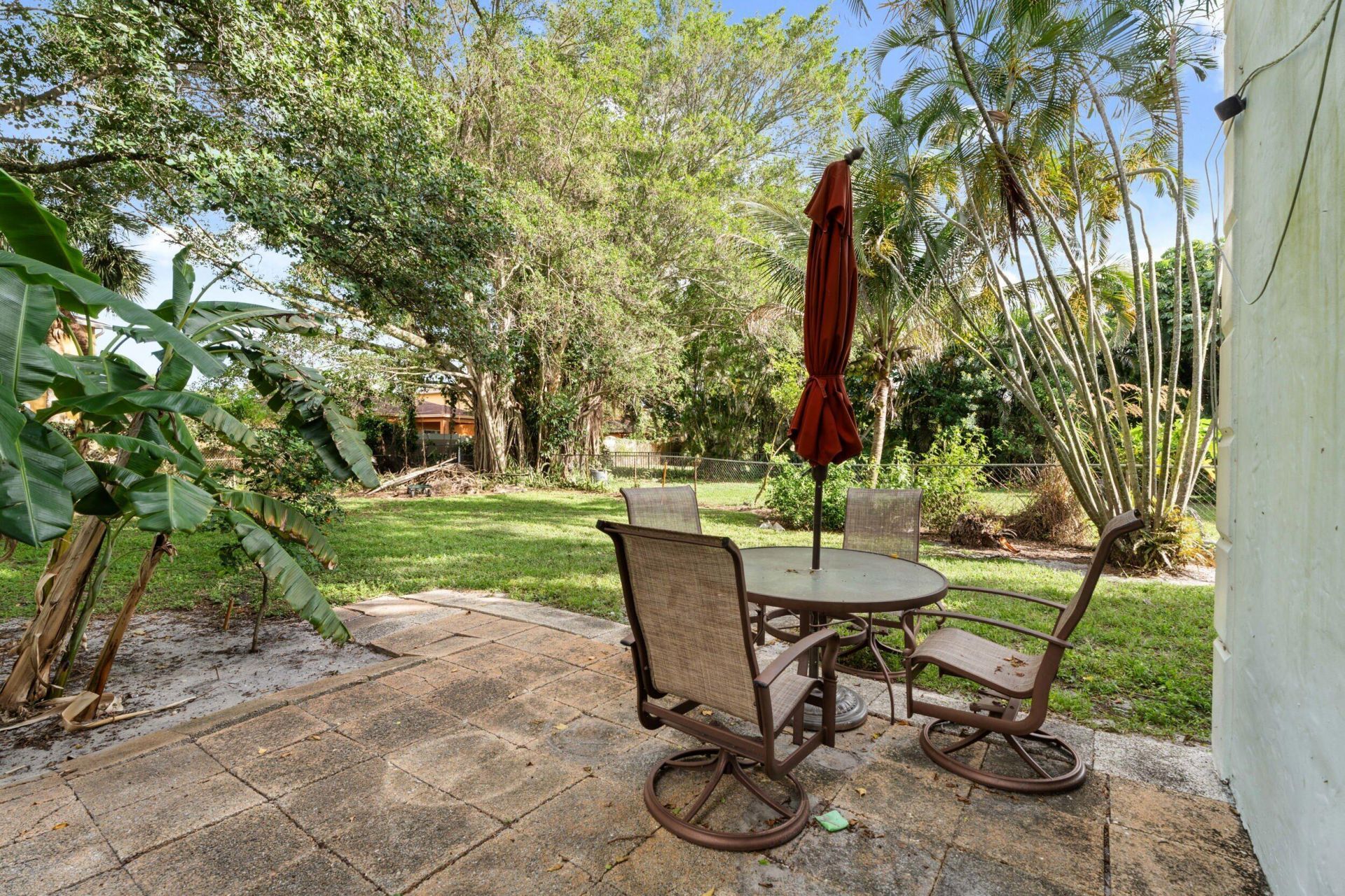 5900 Flatrock Road, West Palm Beach, FL 33413 Photo