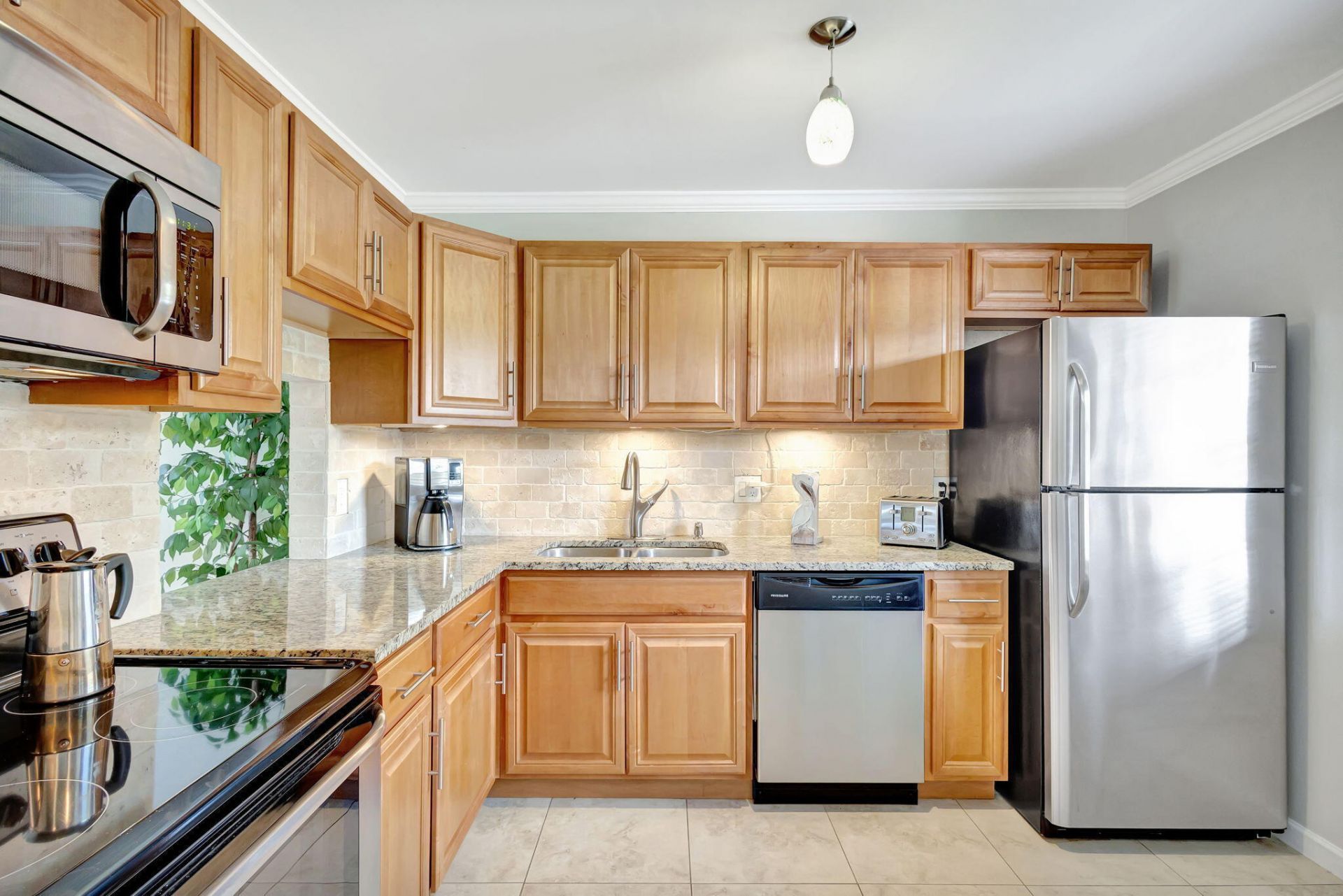 154 Lake Meryl Drive, Unit 255, West Palm Beach, FL 33411 Photo