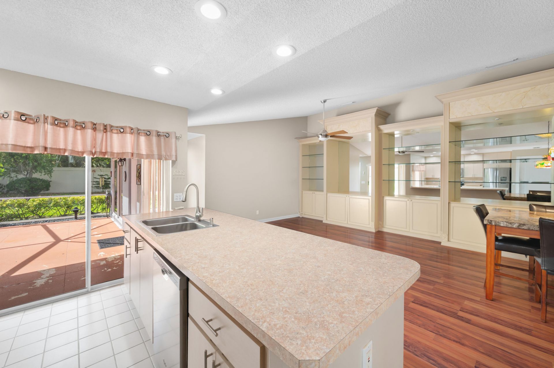 1202 NW Sun Terrace Circle, Unit 24, Port Saint Lucie, FL 34986 Photo