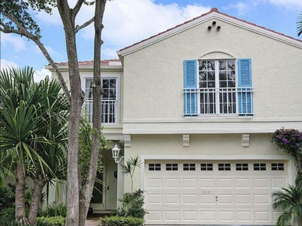 49 VÃ­a Verona, Palm Beach Gardens, FL 33418