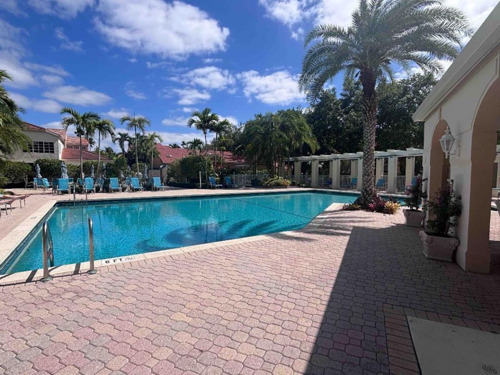 49 VÃ­a Verona, Palm Beach Gardens, FL 33418 Photo