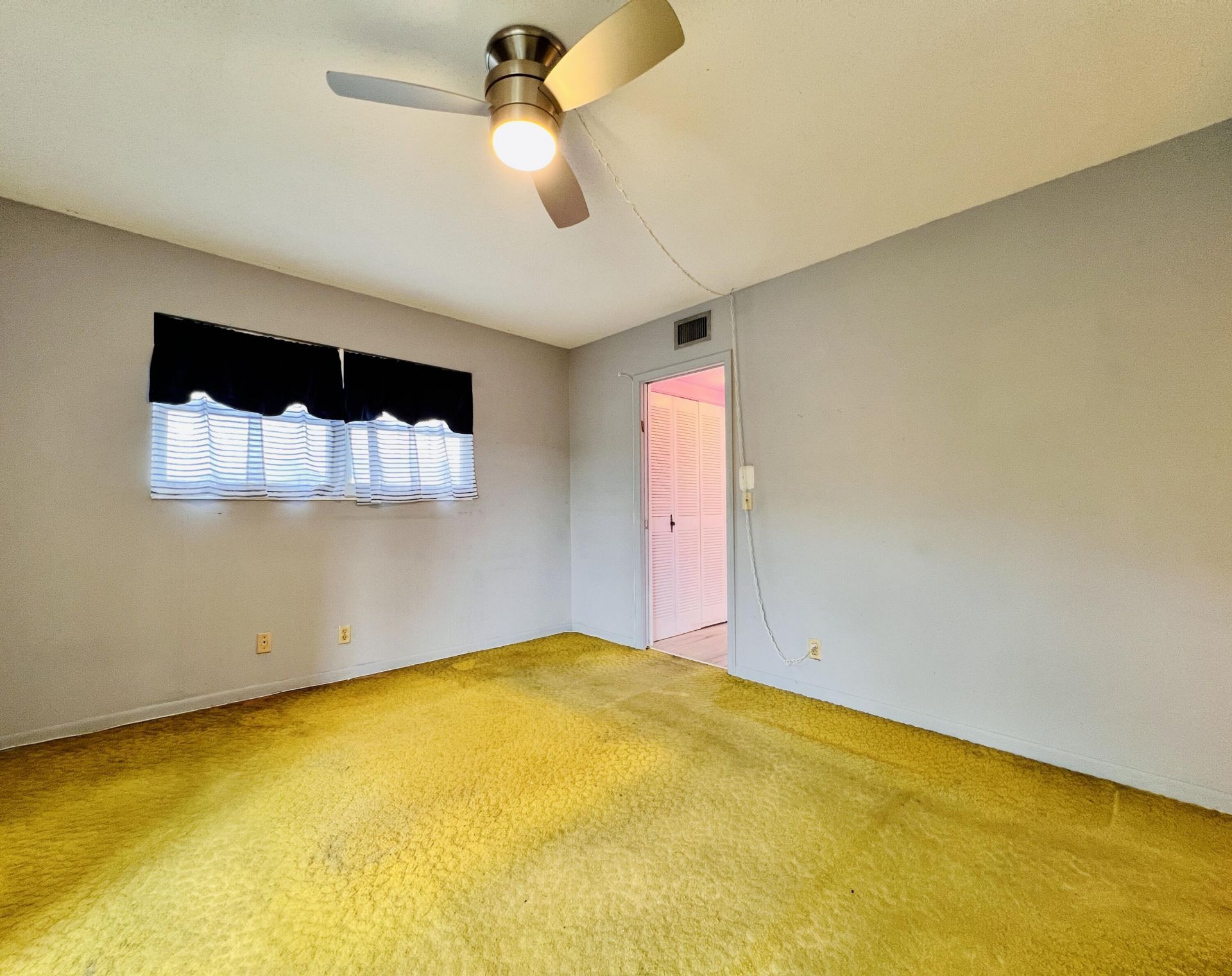 140 Norwich F, West Palm Beach, FL 33417 Photo