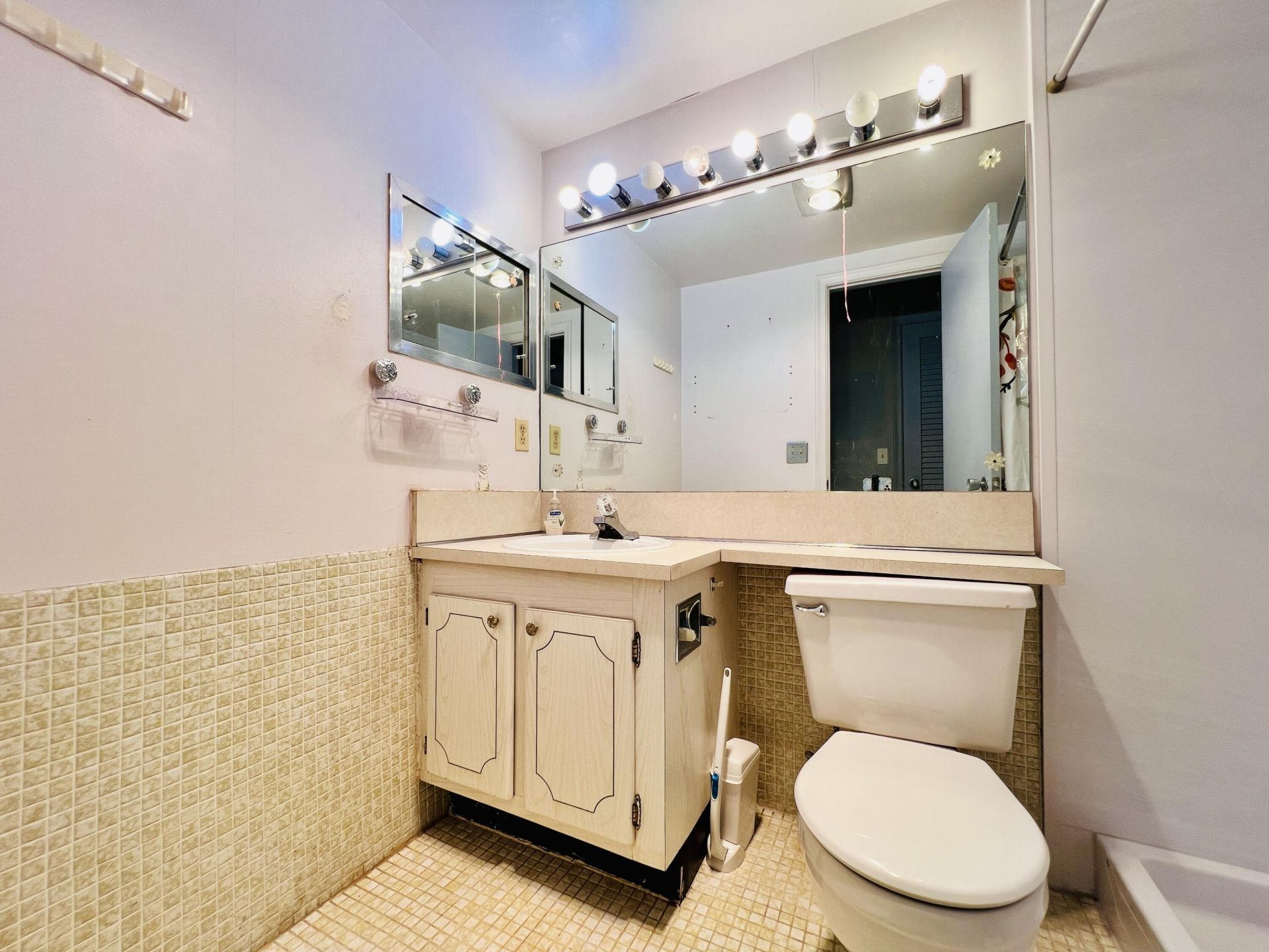 140 Norwich F, West Palm Beach, FL 33417 Photo