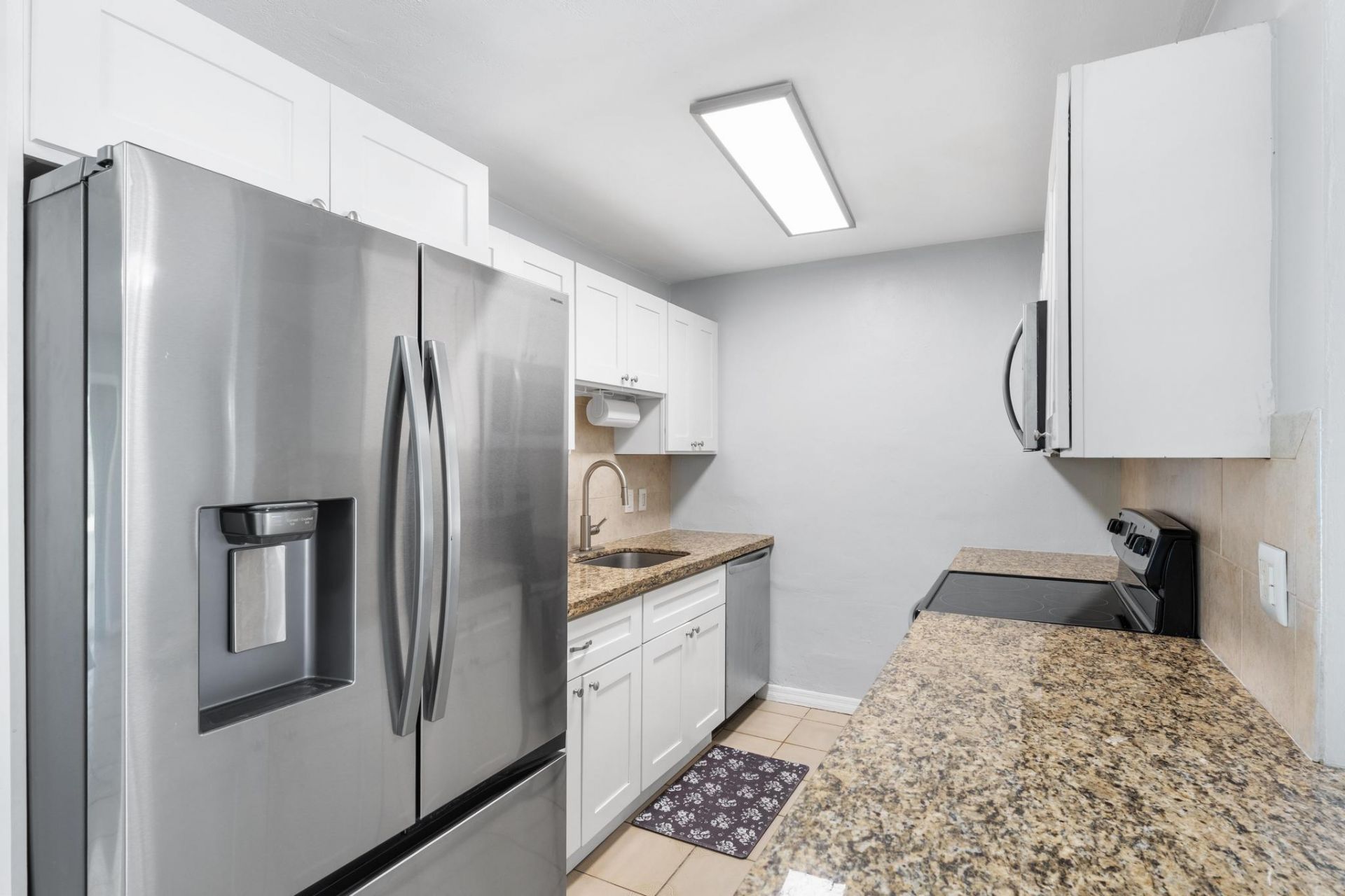 2105 Wellington Road, West Palm Beach, FL 33409 Photo