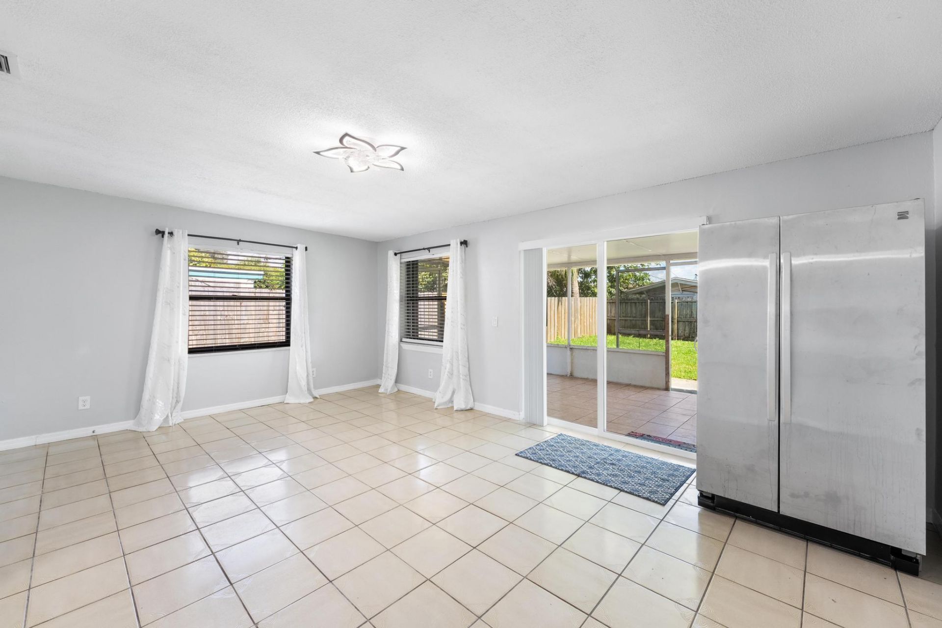 2105 Wellington Road, West Palm Beach, FL 33409 Photo