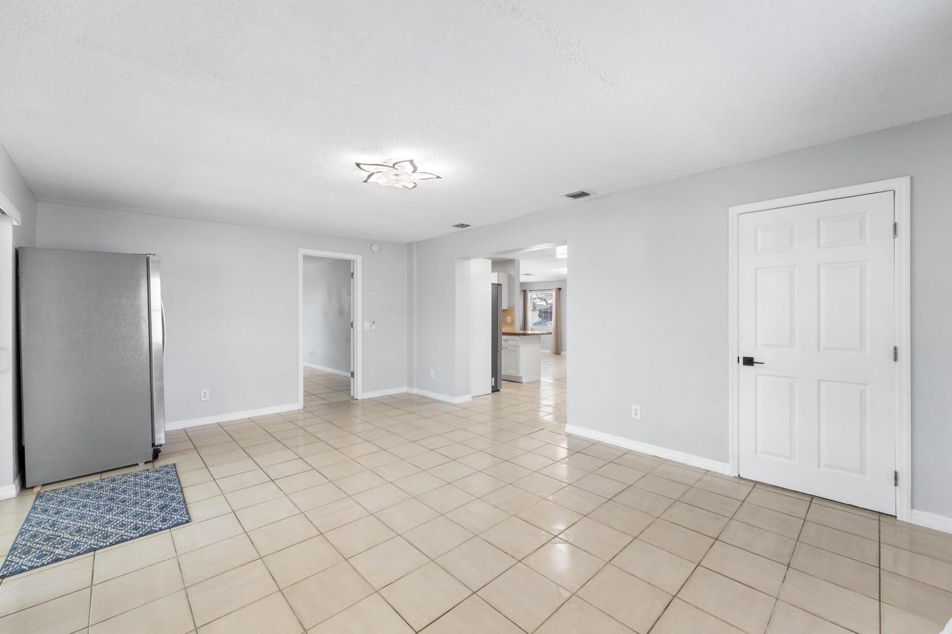 2105 Wellington Road, West Palm Beach, FL 33409 Photo