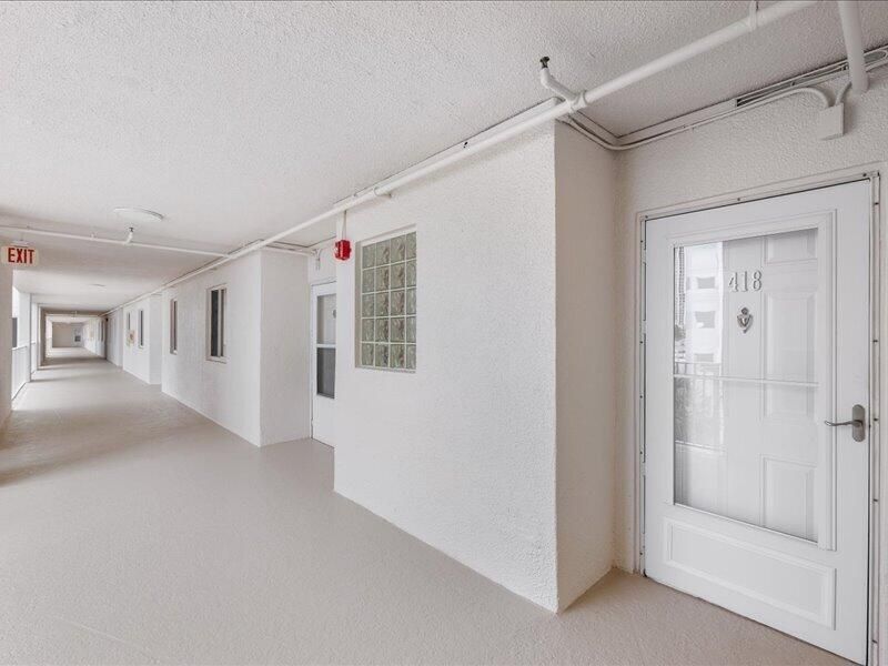 18260 N Bay Road, Unit 418, Sunny Isles Beach, FL 33160 Photo