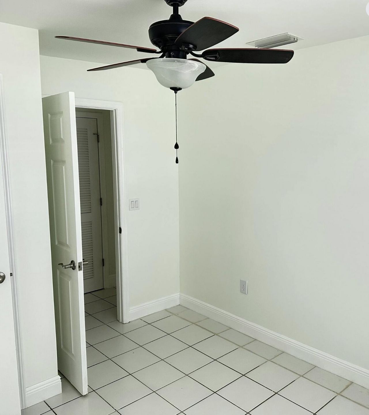 117 Yacht View Lane, Fort Pierce, FL 34946 Photo