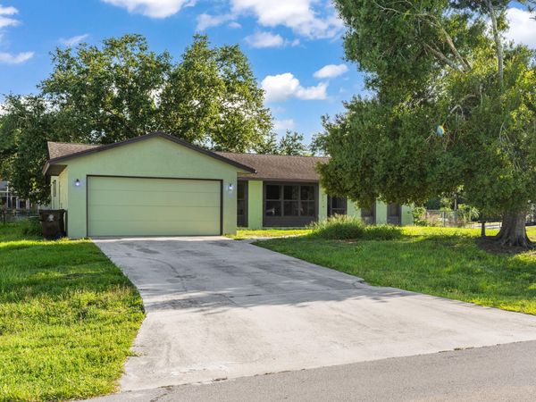 1622 SW La Gorce Avenue, Port St. Lucie, FL 34953