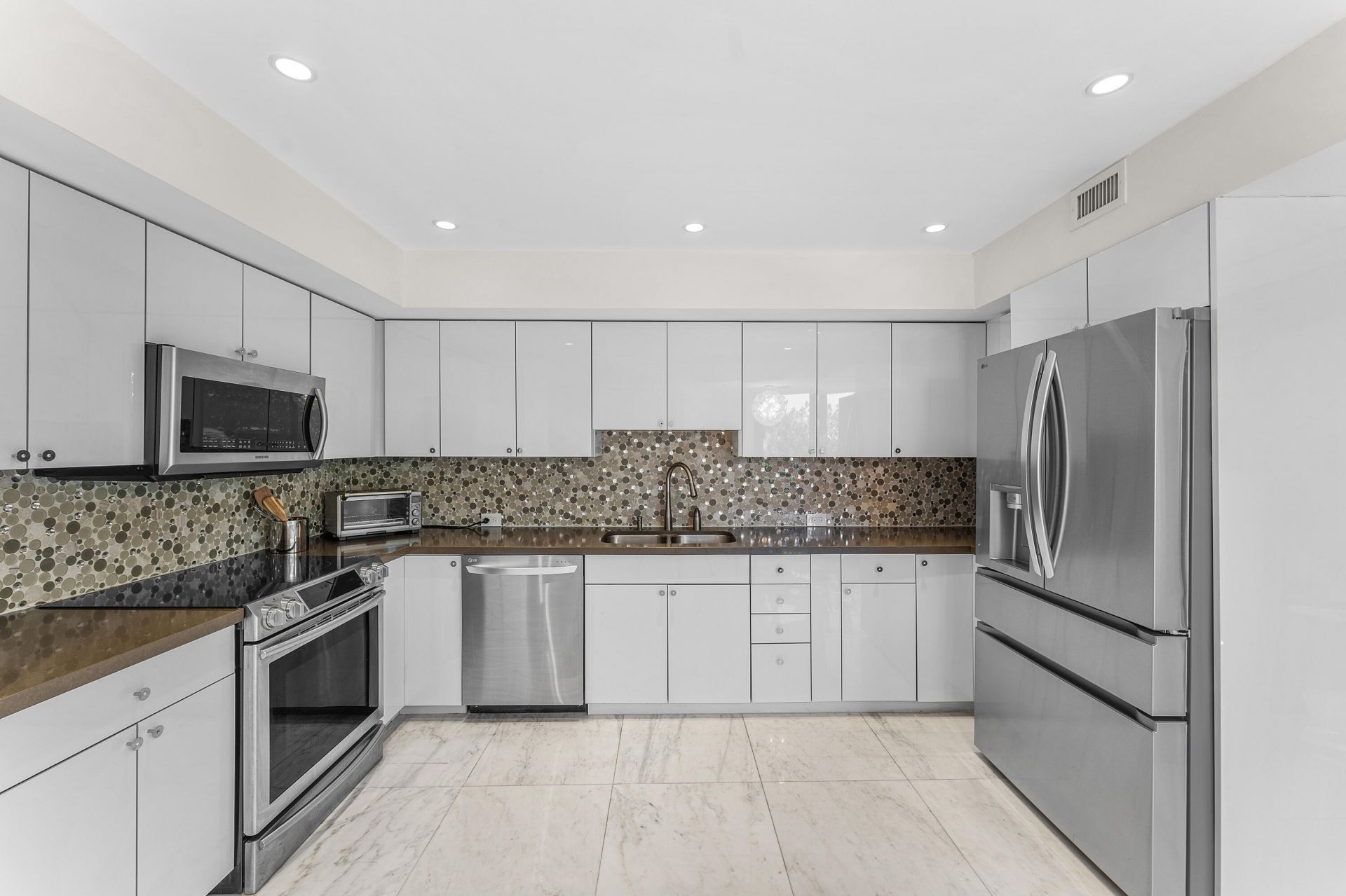3120 S Ocean Boulevard, Unit 3-202, Palm Beach, FL 33480 Photo