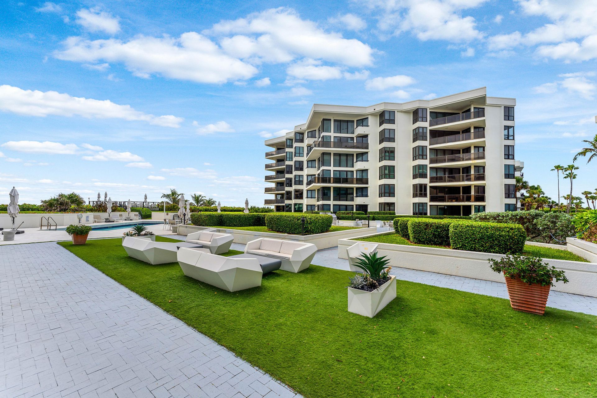 3120 S Ocean Boulevard, Unit 3-202, Palm Beach, FL 33480 Photo
