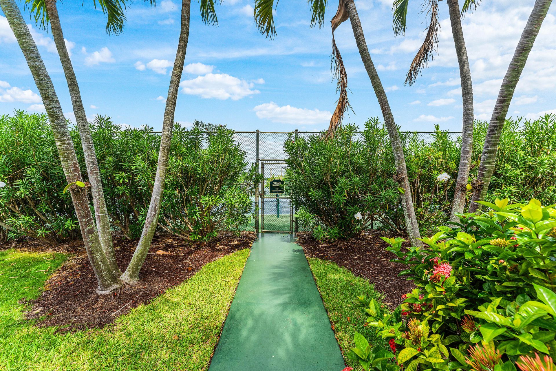 3120 S Ocean Boulevard, Unit 3-202, Palm Beach, FL 33480 Photo