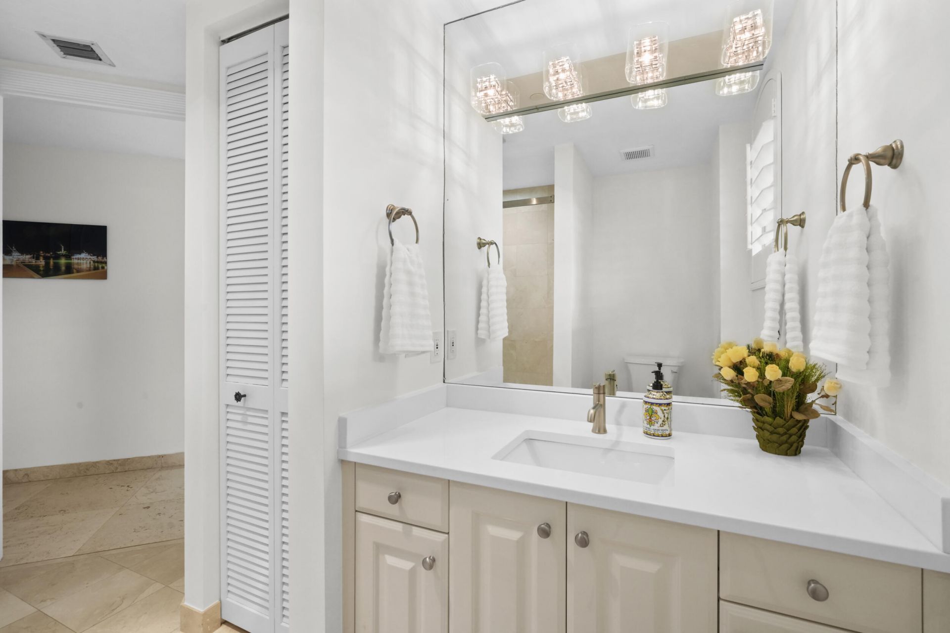 800 Ocean Drive, Unit 205, Juno Beach, FL 33408 Photo