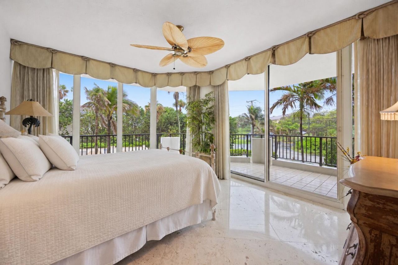 800 Ocean Drive, Unit 205, Juno Beach, FL 33408 Photo