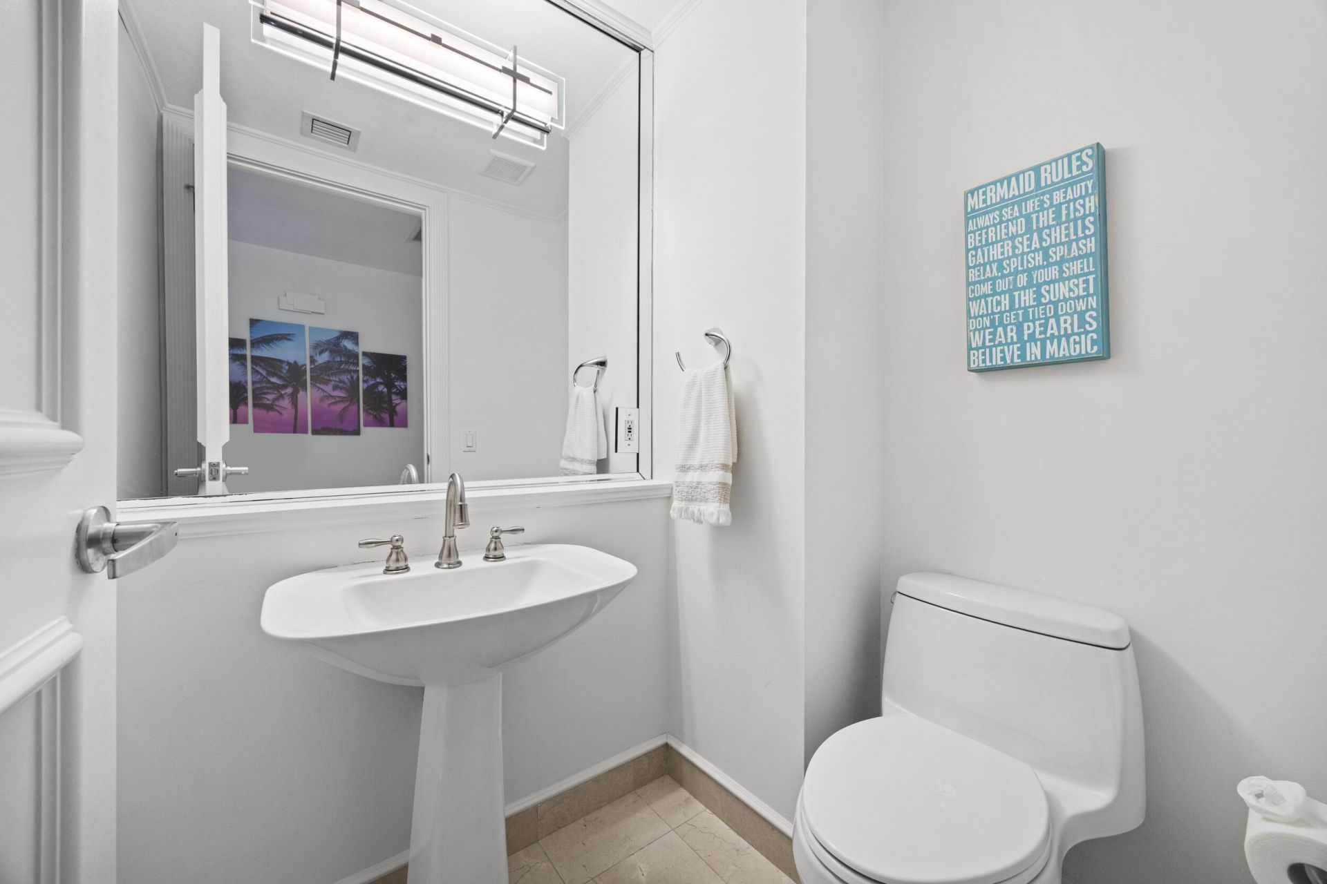 800 Ocean Drive, Unit 205, Juno Beach, FL 33408 Photo