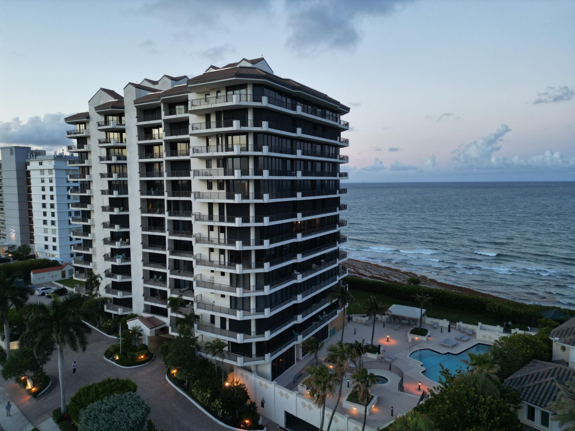 800 Ocean Drive, Unit 205, Juno Beach, FL 33408 Photo